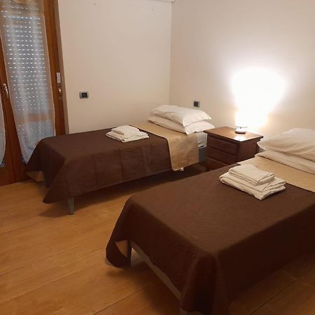 Casa Palombara - Baschi Apartman Kültér fotó